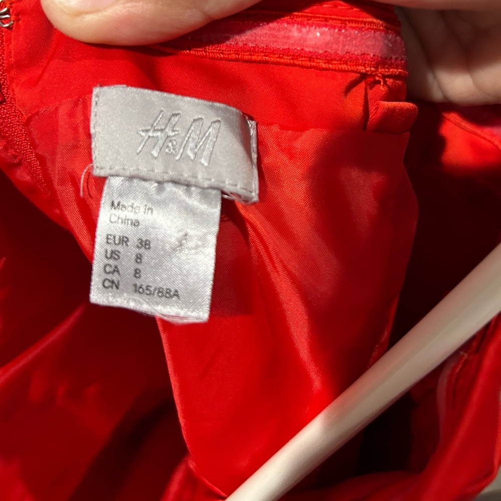 H&M Red strapless cocktail dress